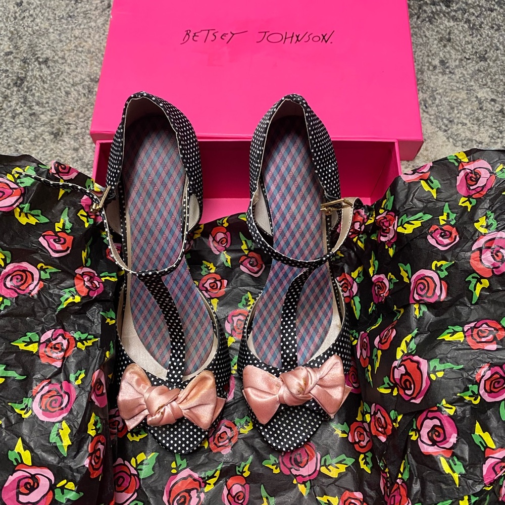 Platform sandals